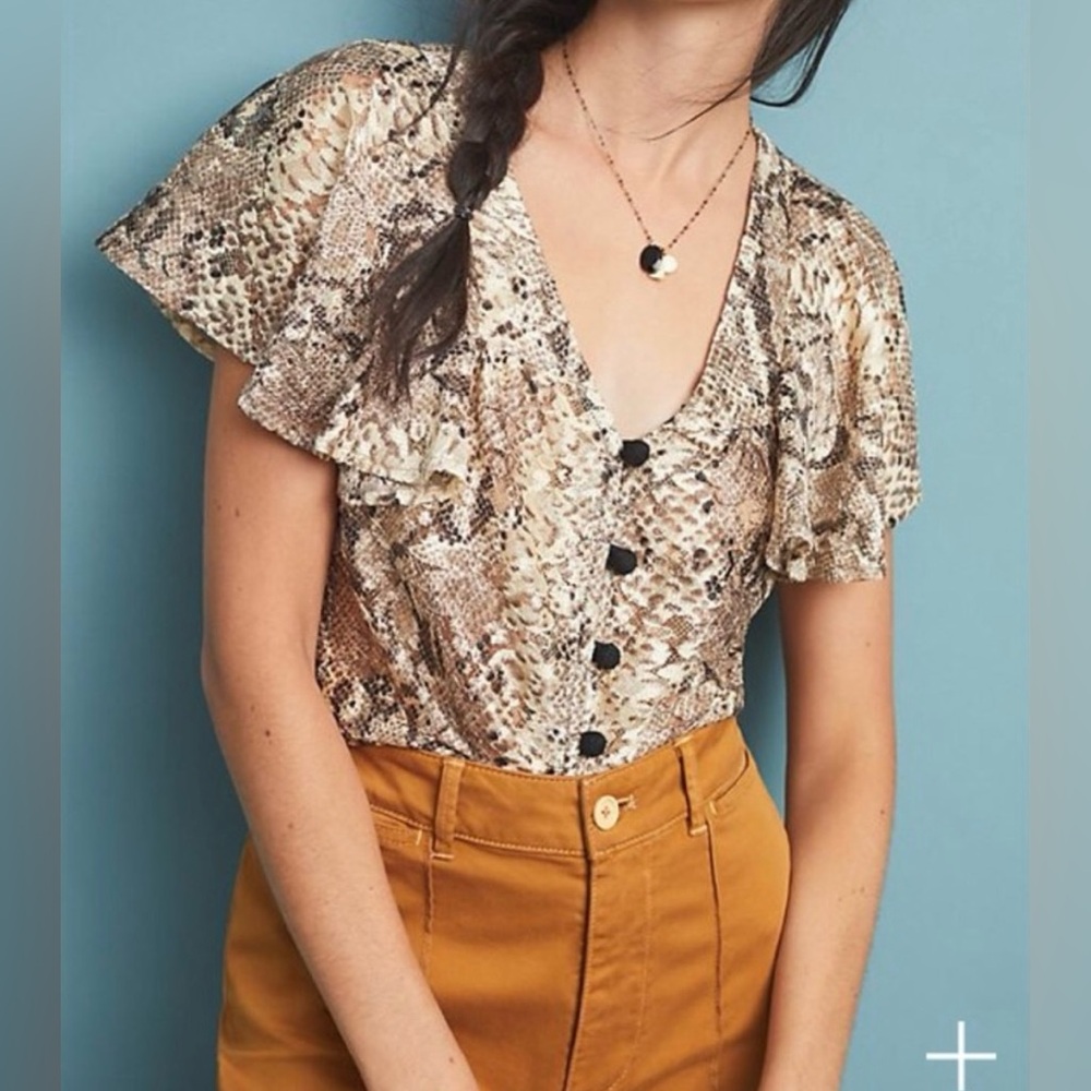 Eva Franco Anthropologie Willow snake print lace flutter sleeve top size medium